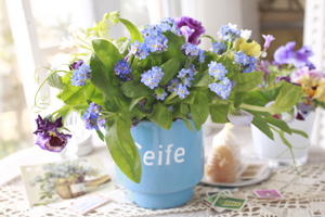 �t�����[�E�u���C�_���u�[�P�E�A�����W�����g���b�X���E�E�F�f�B���O�E��ꑕ�� �E�~���t���[���E�t�����[�f�U�C��